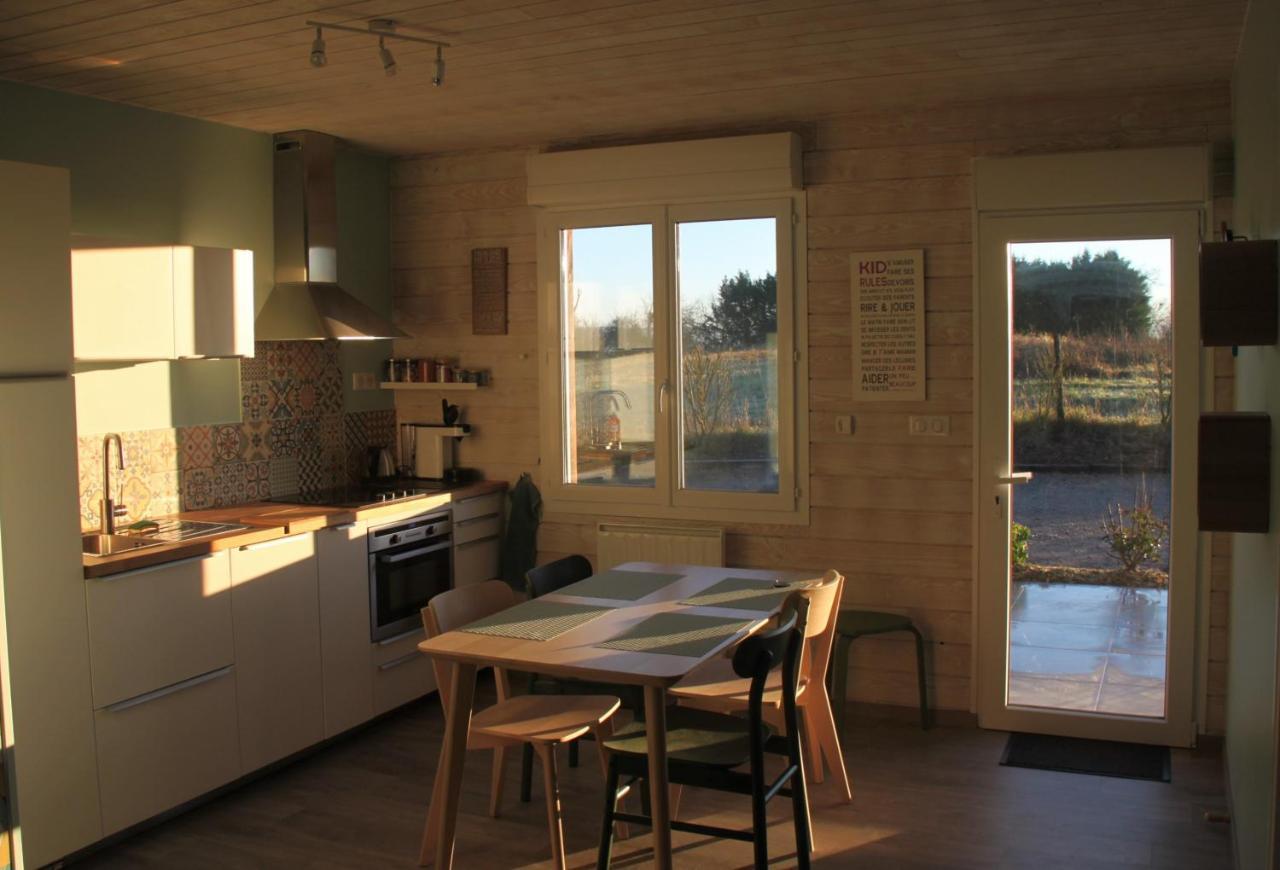 Gite De La Tuillere, Maison Contemporaine En Bois Avec Vue Et Piscine Saint-Aulaire Exterior foto